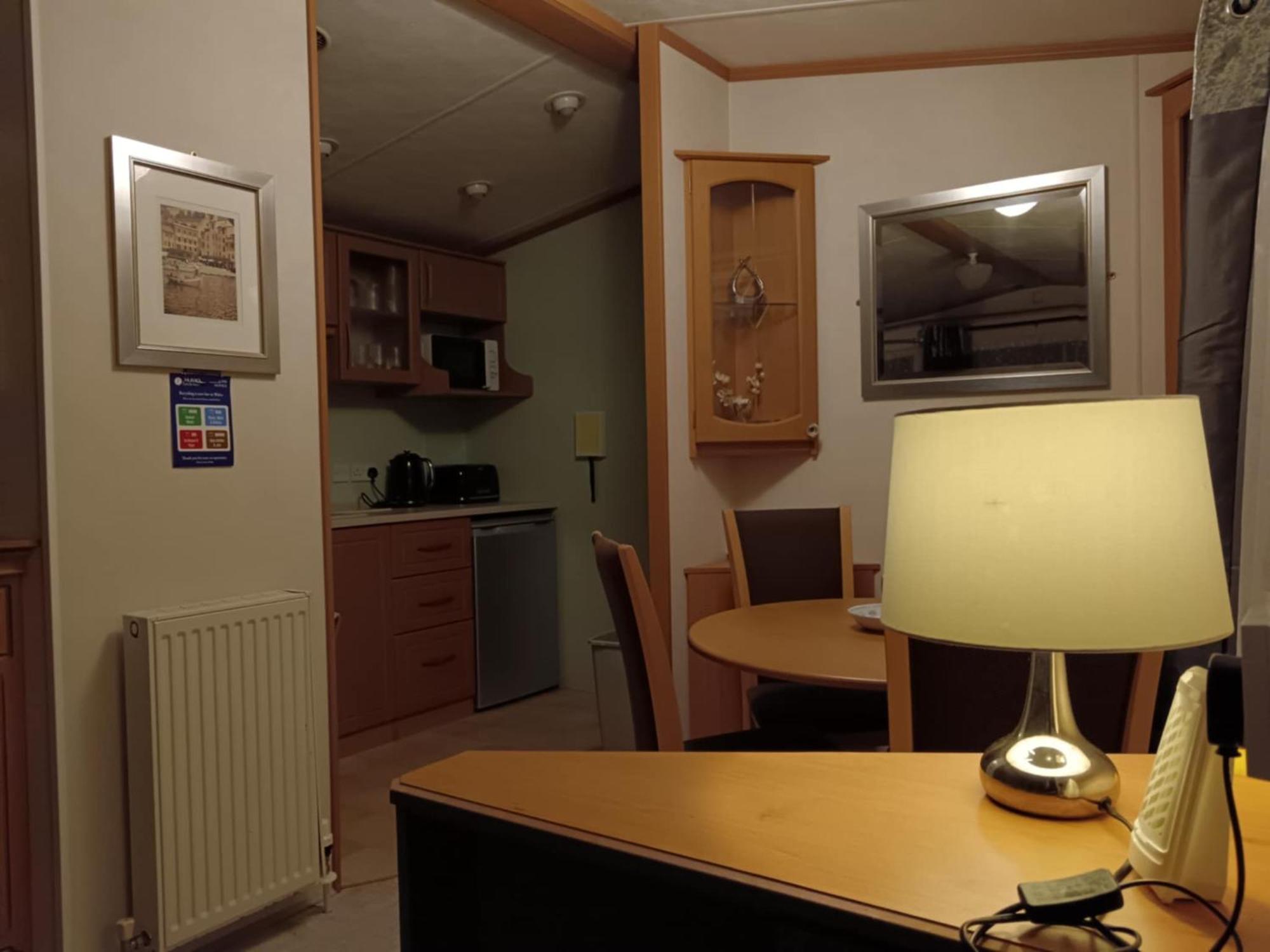 Lovely 3 Bedroom 8 Berth Caravan In Rhyl Extérieur photo